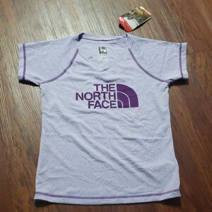 NEW The NorthFace Girls Purple Athletic Outdoor Short Sleeve T Size Medium 10/12